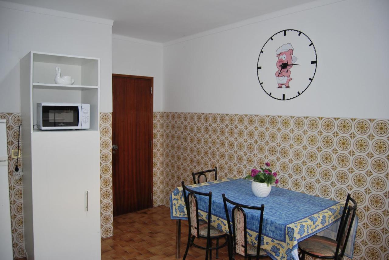 Apartamentos Mota Назаре Екстер'єр фото